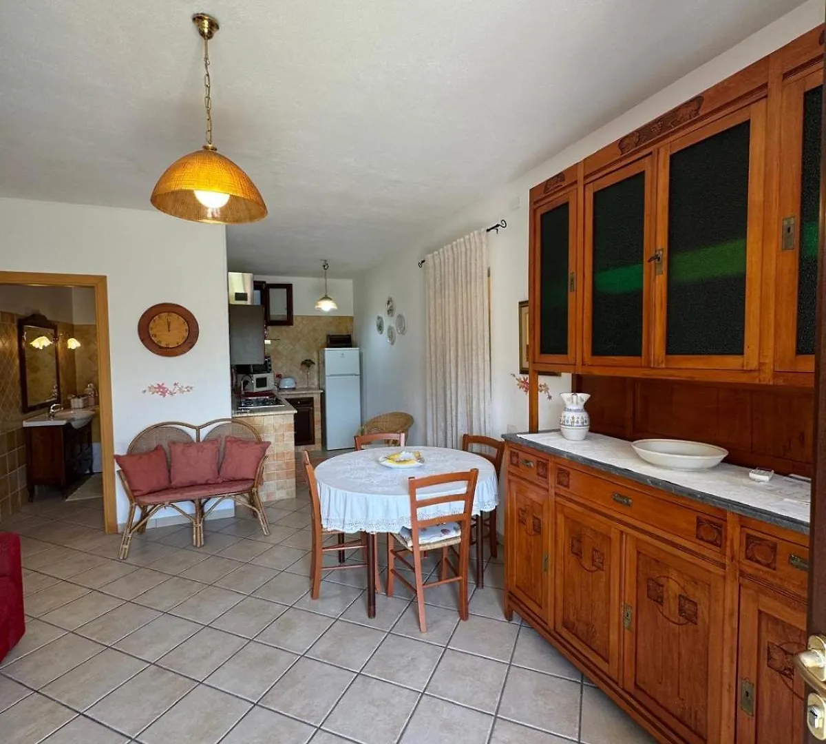 Apartament Bilocale Con Ampio Giardino Pula Włochy